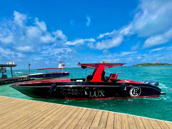 Crazy Experiences boat · Cartagena de Indias