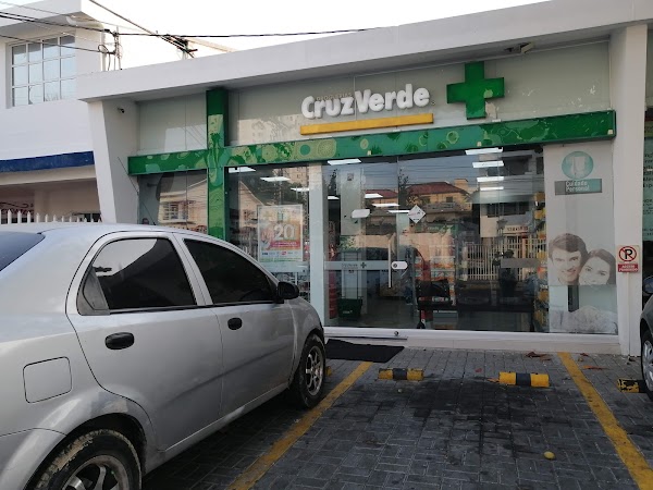 Cruz Verde Avenida del Lago · Cartagena de Indias