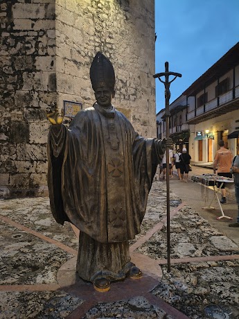 Monument to Pope John Paul II · Cartagena de Indias