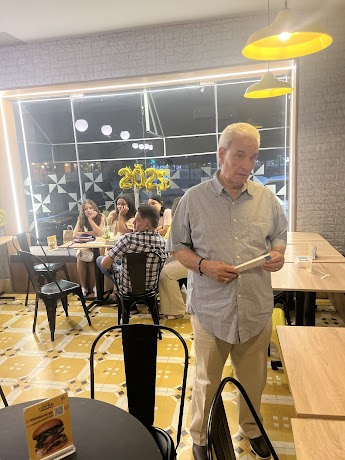 Restaurante Plaza Central - Barrio Manga · Cartagena de Indias